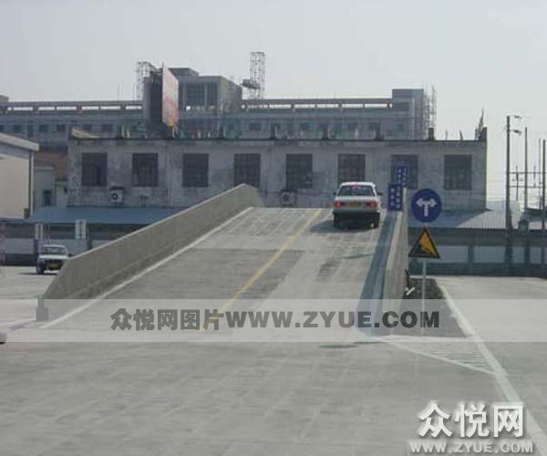长运驾校教练场
