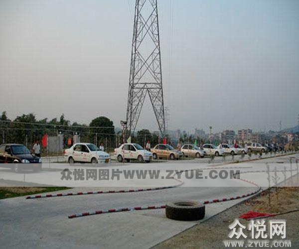 中良驾校教练场5