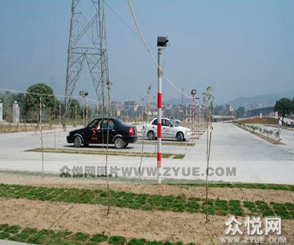 中良驾校教练场5